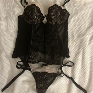 Beautiful corset Victoria secret 36 b